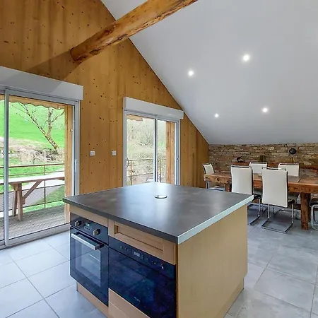 3 Bedroom Gorgeous In Gerbamont